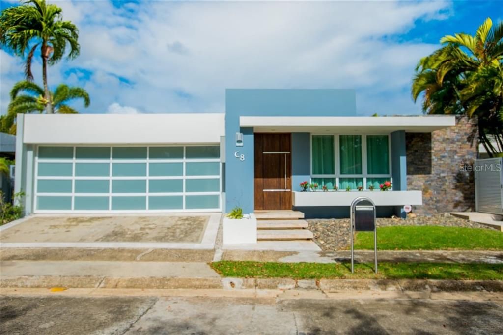 Vendido Recientemente: $615,000 (3 camas, 2 baños, 2530 Pies cuadrados)