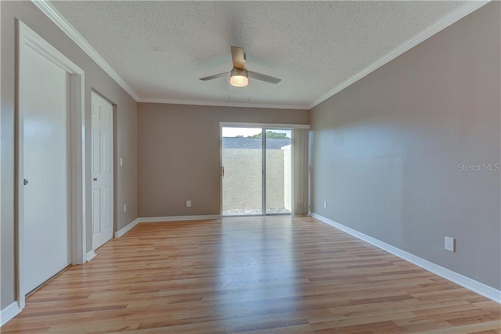 Recently Sold: $145,000 (1 beds, 1 baths, 814 Square Feet)