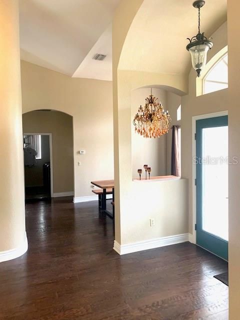 Recently Sold: $374,900 (3 beds, 2 baths, 2417 Square Feet)
