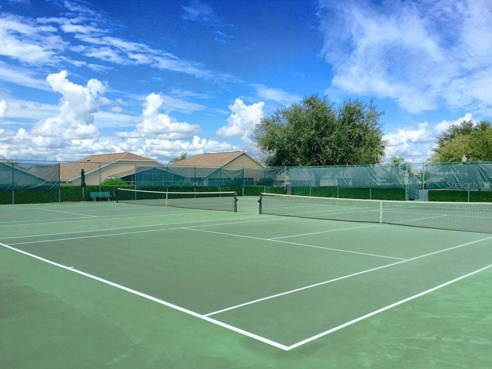 High Vista's private tennis courts