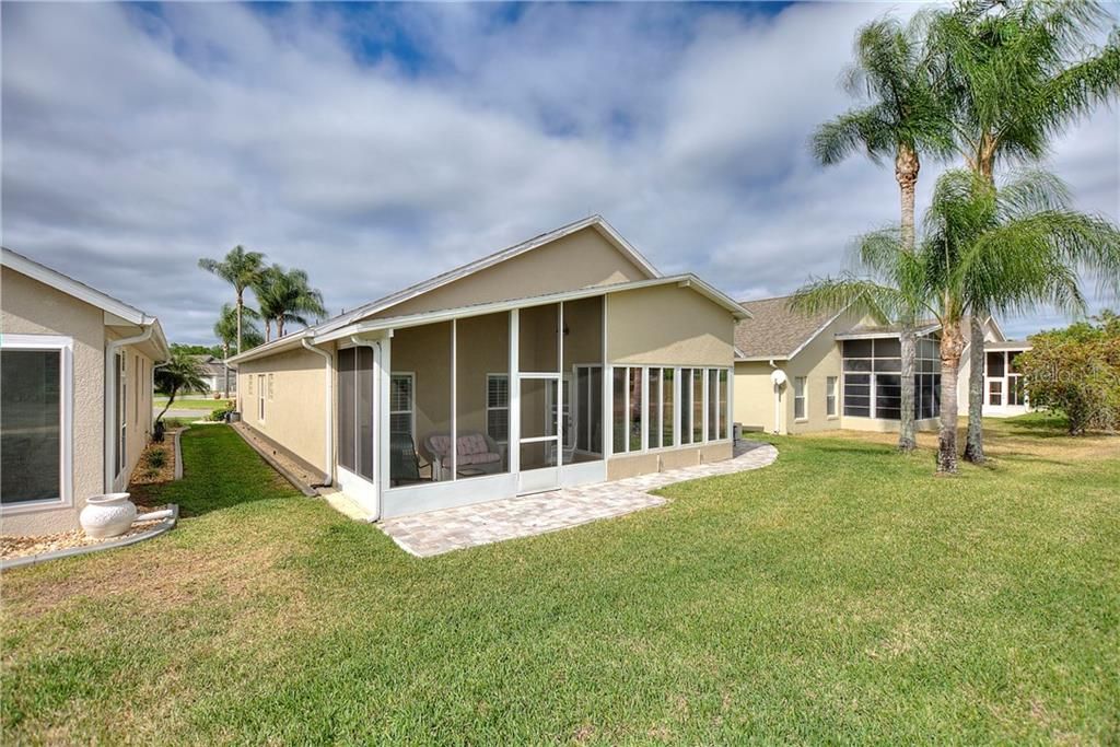 Recently Sold: $265,000 (2 beds, 2 baths, 1975 Square Feet)