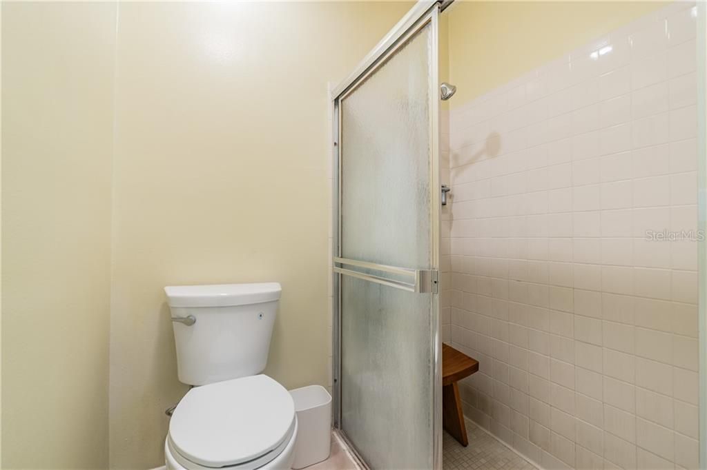 最近售出: $163,000 (2 贝兹, 2 浴室, 1030 平方英尺)