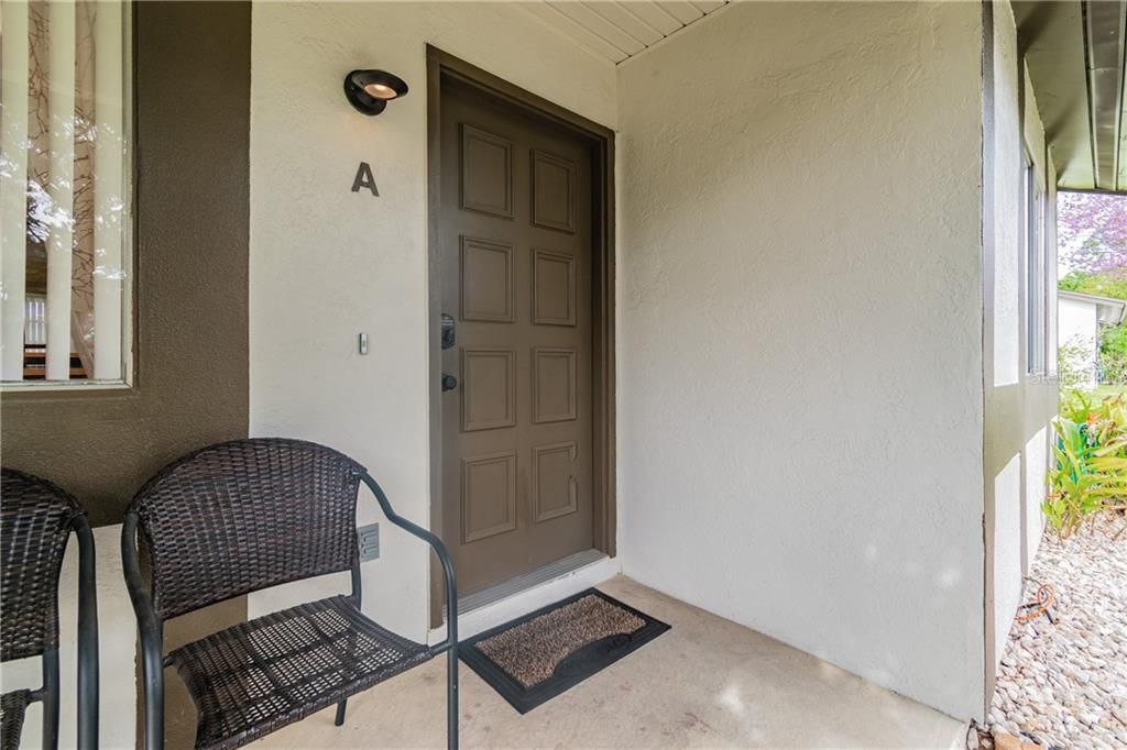 Recently Sold: $163,000 (2 beds, 2 baths, 1030 Square Feet)