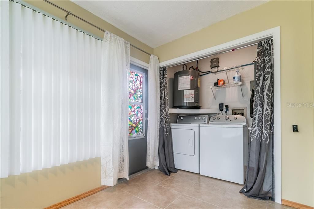 Recently Sold: $163,000 (2 beds, 2 baths, 1030 Square Feet)