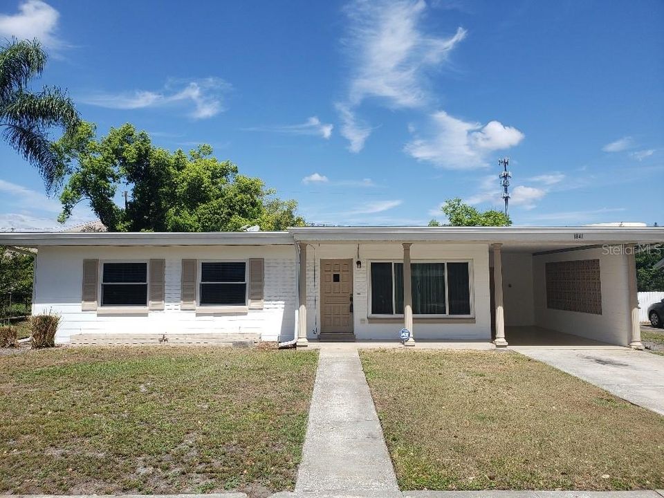 Recently Sold: $299,900 (3 beds, 2 baths, 1197 Square Feet)