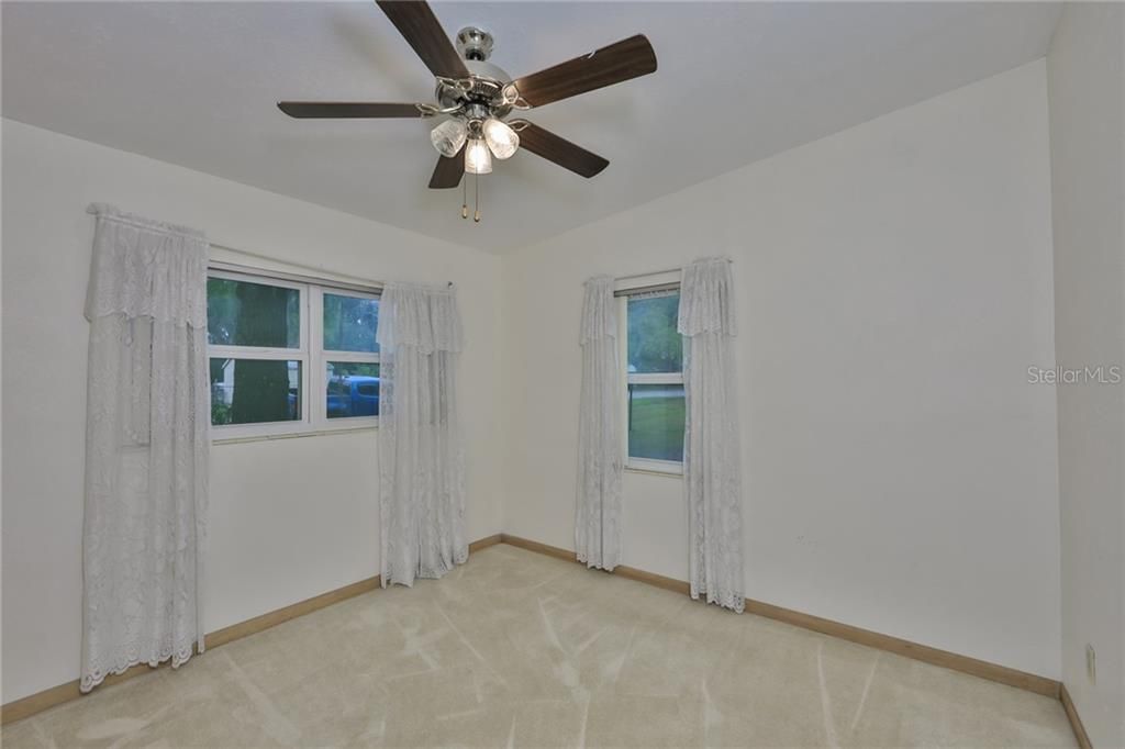 Recently Sold: $150,000 (3 beds, 1 baths, 1488 Square Feet)