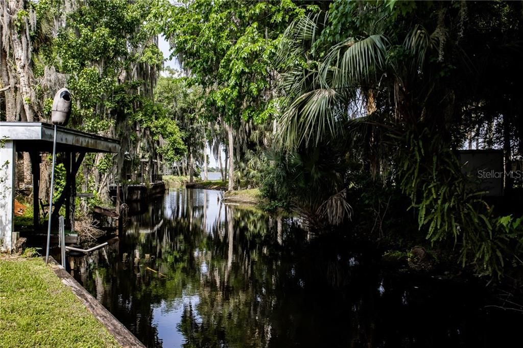 This Canal leads directly to Lake Pierce and the Conservation area with Audubon Nature Trail is to the right
