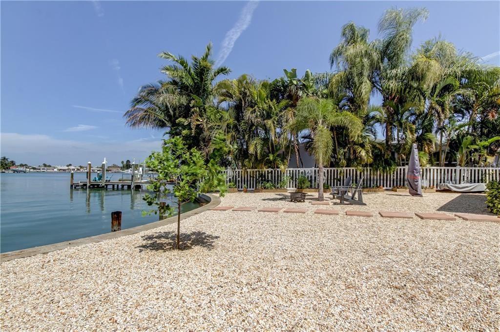 Recently Sold: $1,099,000 (3 beds, 3 baths, 2565 Square Feet)