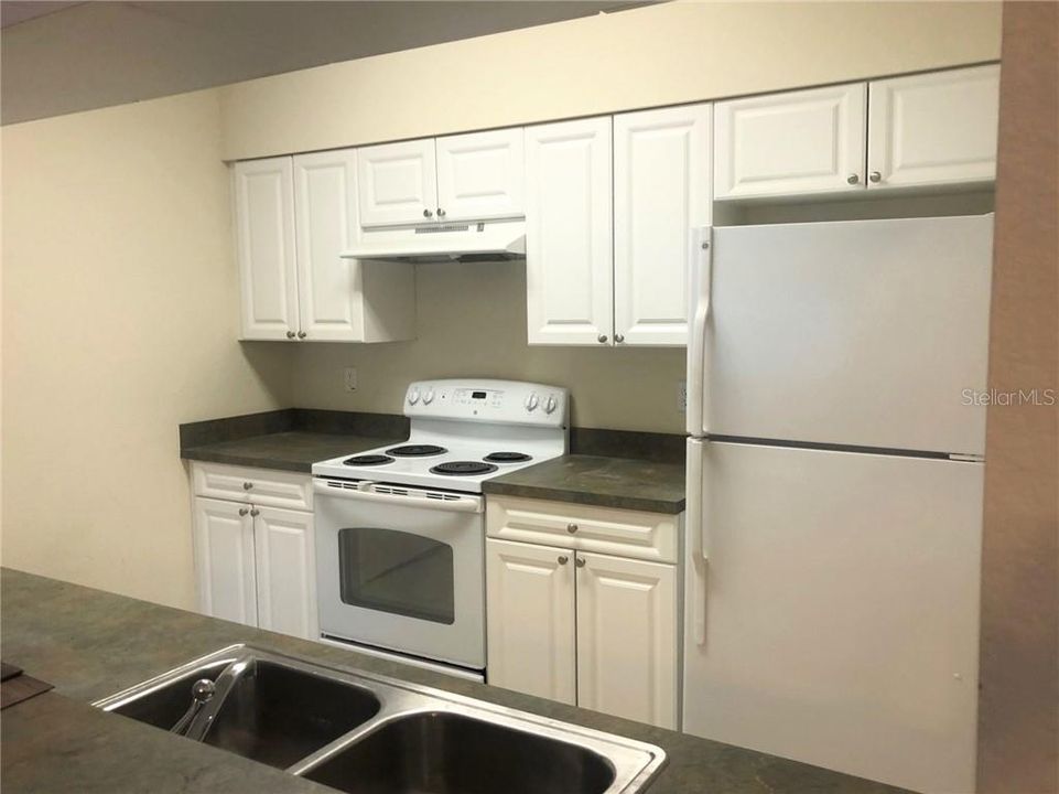 Recently Rented: $1,100 (2 beds, 2 baths, 1017 Square Feet)