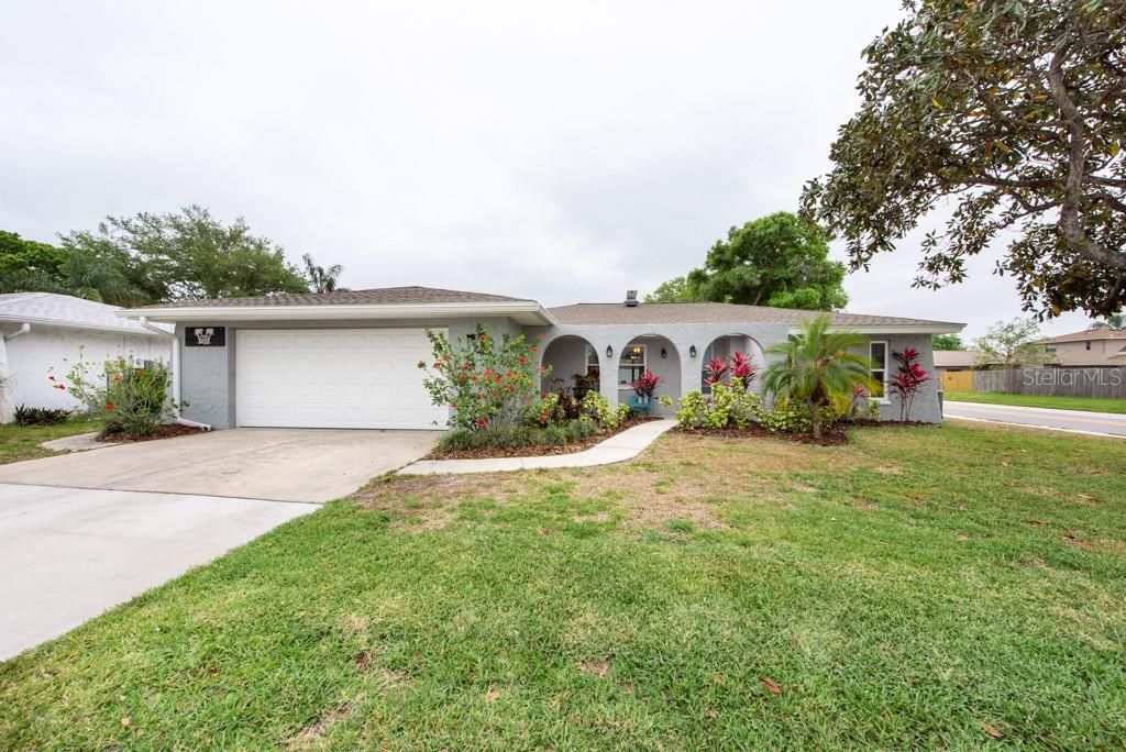 Recently Sold: $340,000 (3 beds, 3 baths, 1452 Square Feet)
