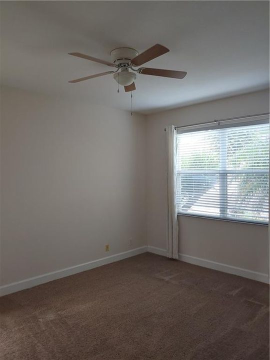 For Rent: $2,100 (3 beds, 2 baths, 1637 Square Feet)