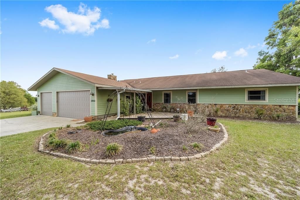 Recently Sold: $589,999 (4 beds, 3 baths, 2800 Square Feet)