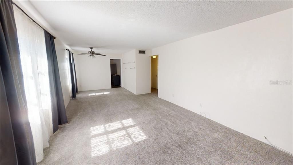 Recently Sold: $110,000 (2 beds, 1 baths, 1060 Square Feet)