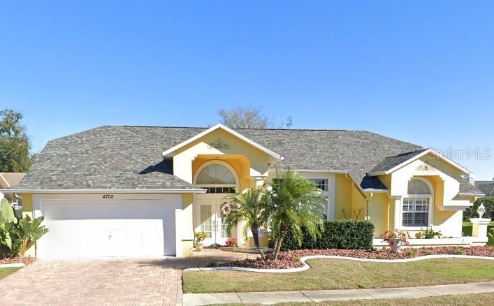 Recently Sold: $350,000 (4 beds, 3 baths, 2437 Square Feet)