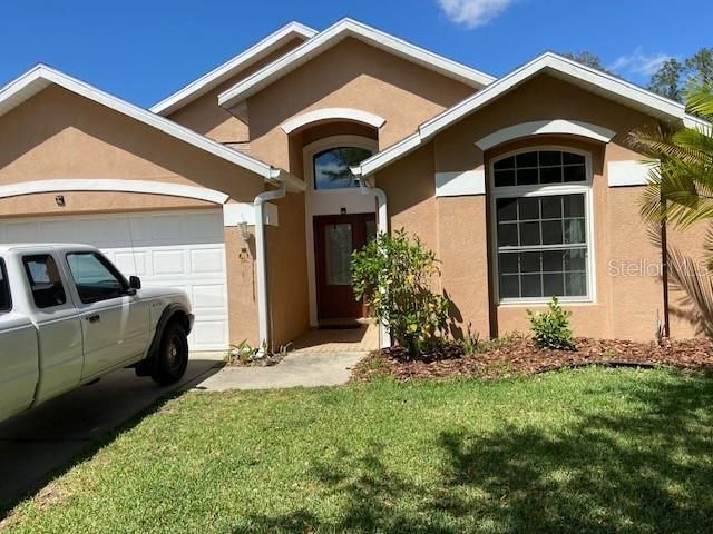 Recently Sold: $295,000 (3 beds, 2 baths, 1722 Square Feet)