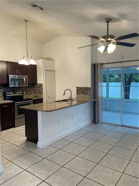 Recently Sold: $245,000 (3 beds, 2 baths, 1208 Square Feet)