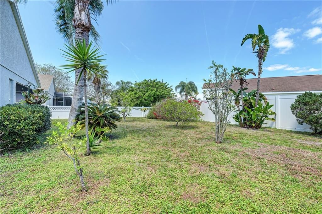 Recently Sold: $300,000 (3 beds, 2 baths, 1856 Square Feet)