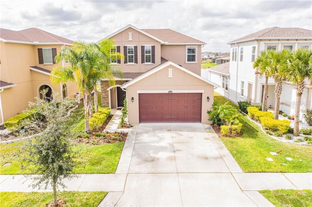 Recently Sold: $449,900 (3 beds, 2 baths, 2402 Square Feet)