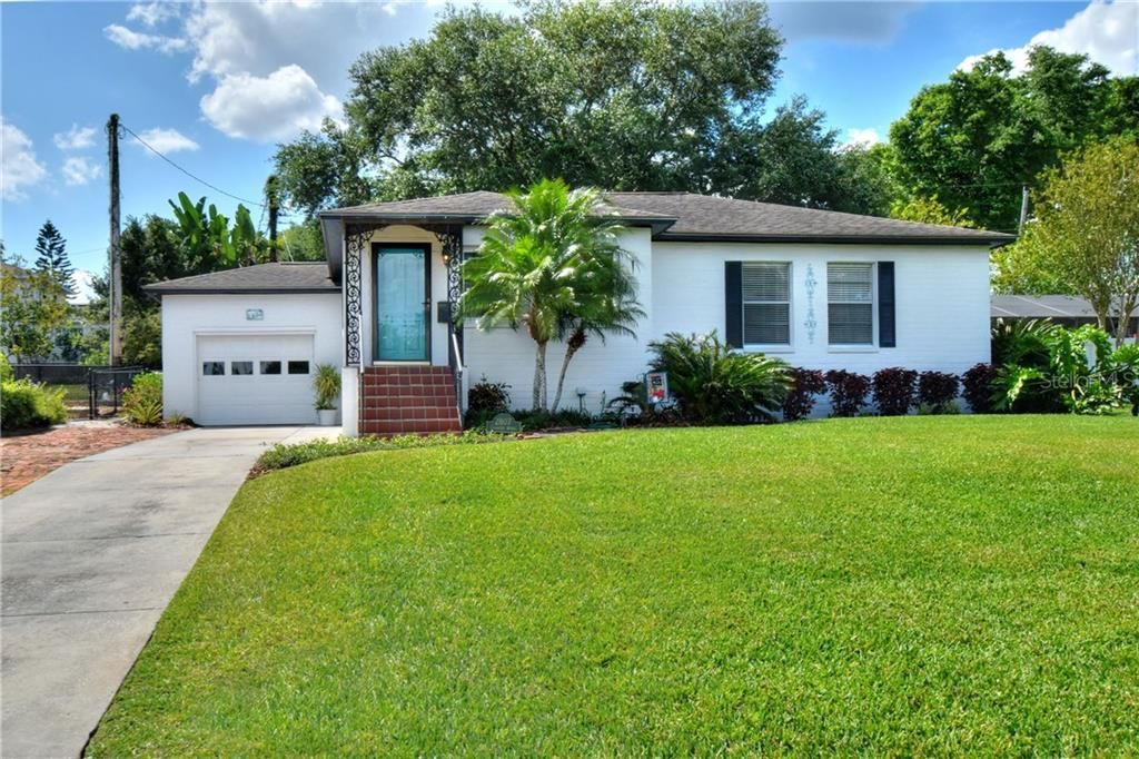 Recently Sold: $295,000 (3 beds, 2 baths, 1408 Square Feet)