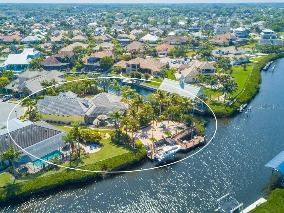 Recently Sold: $1,800,000 (4 beds, 3 baths, 3476 Square Feet)