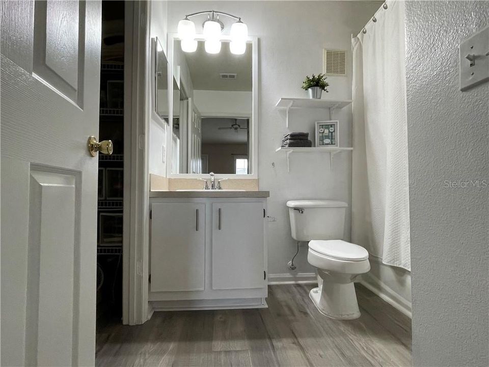 最近租的: $1,700 (3 贝兹, 2 浴室, 1423 平方英尺)