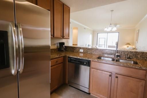 Recently Sold: $246,000 (2 beds, 2 baths, 1561 Square Feet)