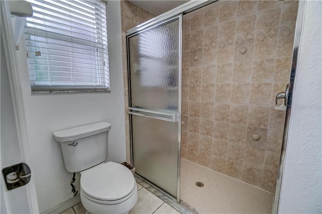 最近售出: $235,000 (3 贝兹, 2 浴室, 1245 平方英尺)
