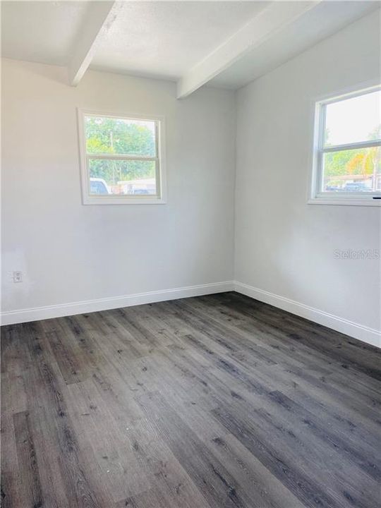 Recently Sold: $240,000 (3 beds, 2 baths, 1400 Square Feet)