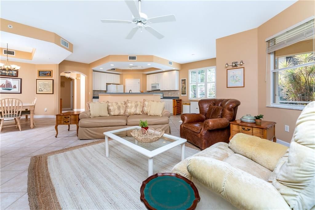 Recently Sold: $319,000 (3 beds, 2 baths, 1755 Square Feet)