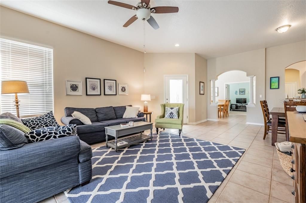 Recently Sold: $248,000 (3 beds, 2 baths, 1548 Square Feet)