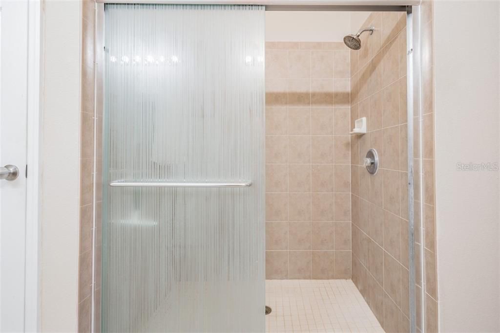最近售出: $248,000 (3 贝兹, 2 浴室, 1548 平方英尺)