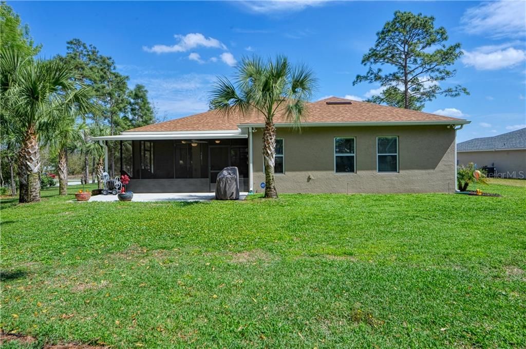 Recently Sold: $375,000 (4 beds, 3 baths, 2487 Square Feet)