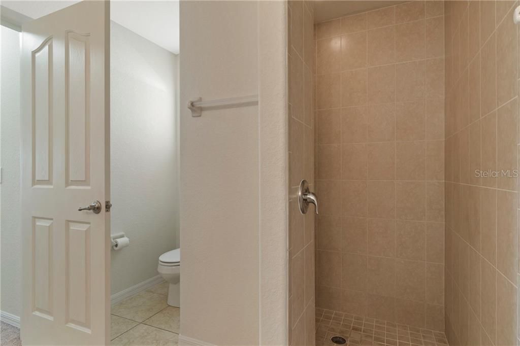 最近售出: $260,000 (3 贝兹, 2 浴室, 1955 平方英尺)