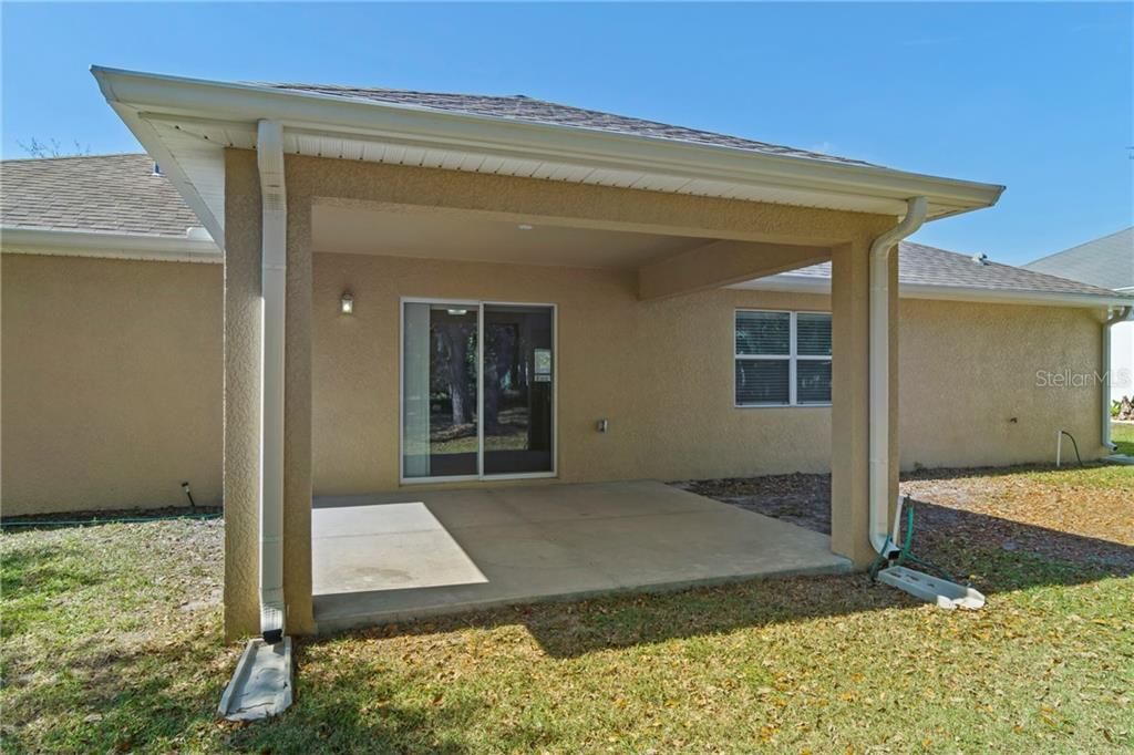 Recently Sold: $260,000 (3 beds, 2 baths, 1955 Square Feet)