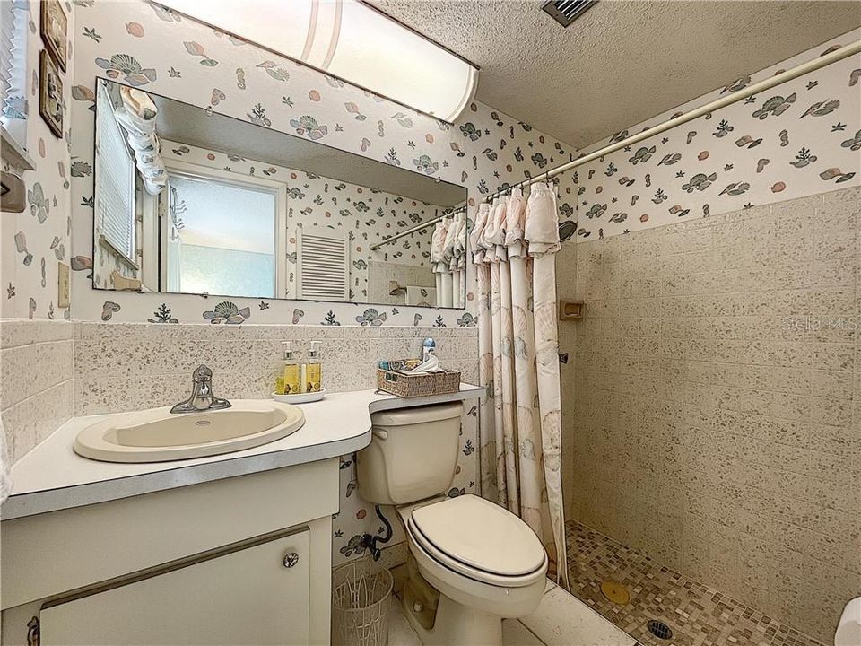 最近售出: $168,000 (2 贝兹, 2 浴室, 1344 平方英尺)