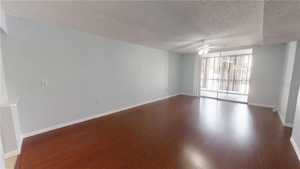 Recently Sold: $95,000 (1 beds, 1 baths, 720 Square Feet)