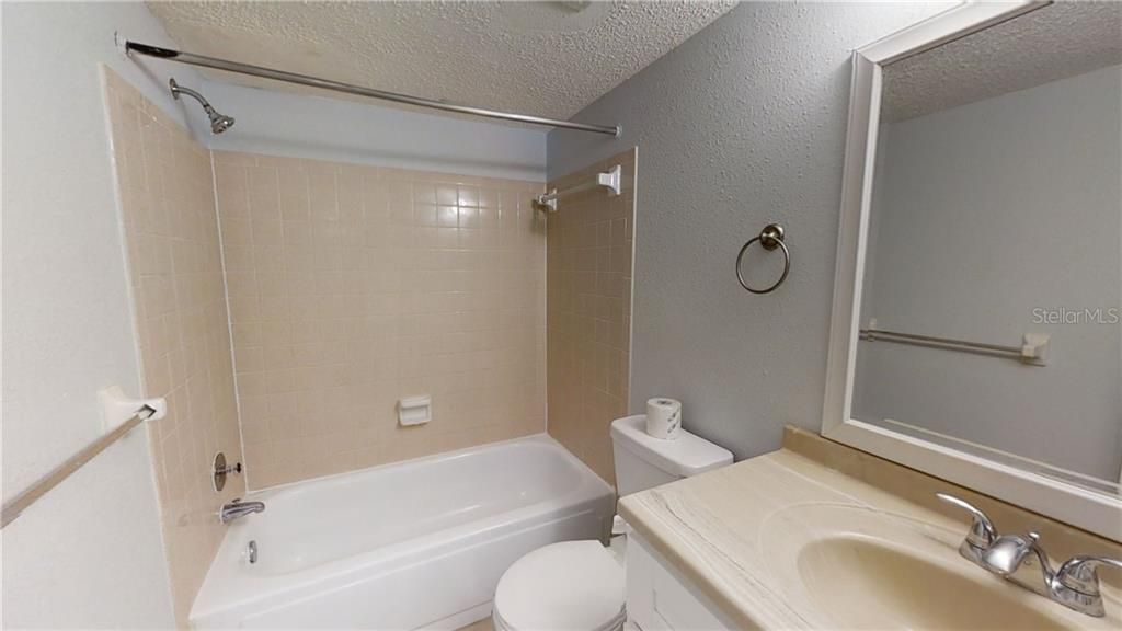 Recently Sold: $95,000 (1 beds, 1 baths, 720 Square Feet)
