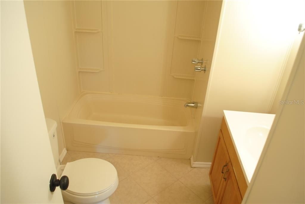 最近租的: $1,300 (3 贝兹, 2 浴室, 1357 平方英尺)