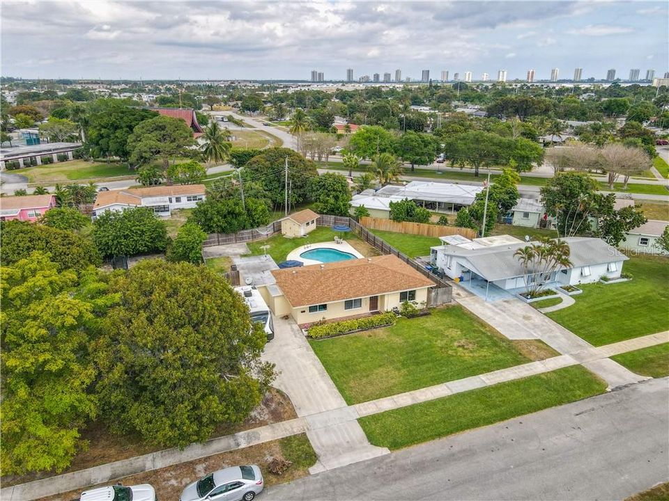 Недавно продано: $400,000 (3 спален, 2 ванн, 1515 Квадратных фут)