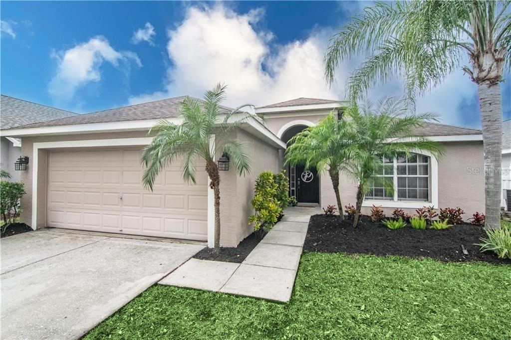 Recently Sold: $373,000 (3 beds, 2 baths, 1758 Square Feet)