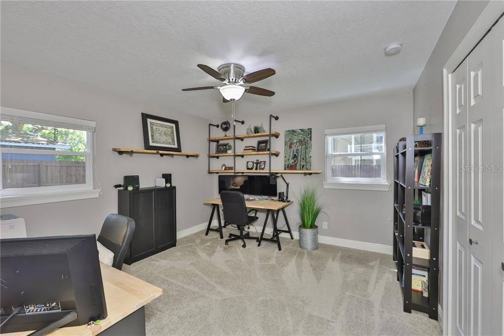 Recently Sold: $545,000 (3 beds, 2 baths, 1576 Square Feet)