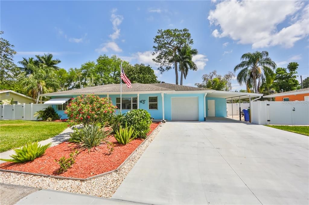 Recently Sold: $282,000 (3 beds, 2 baths, 1796 Square Feet)