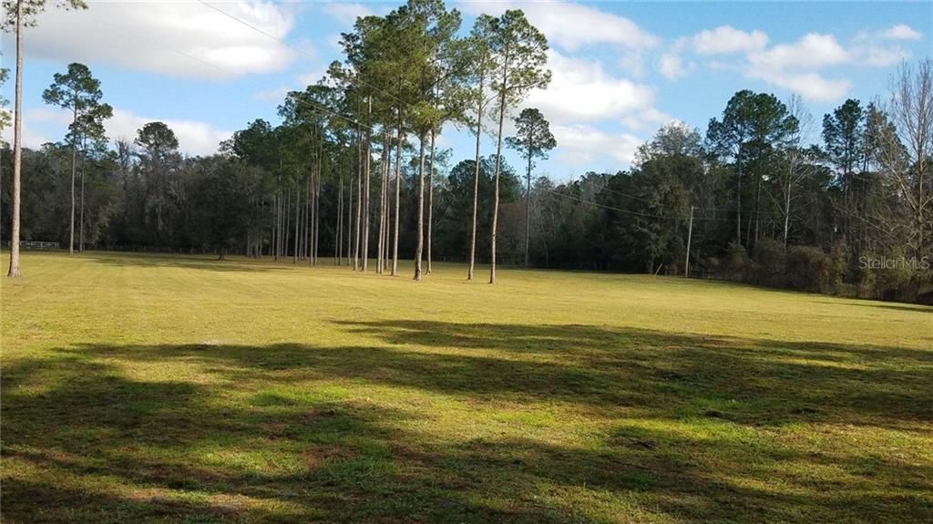 Vendido Recientemente: $104,900 (5.15 acres)