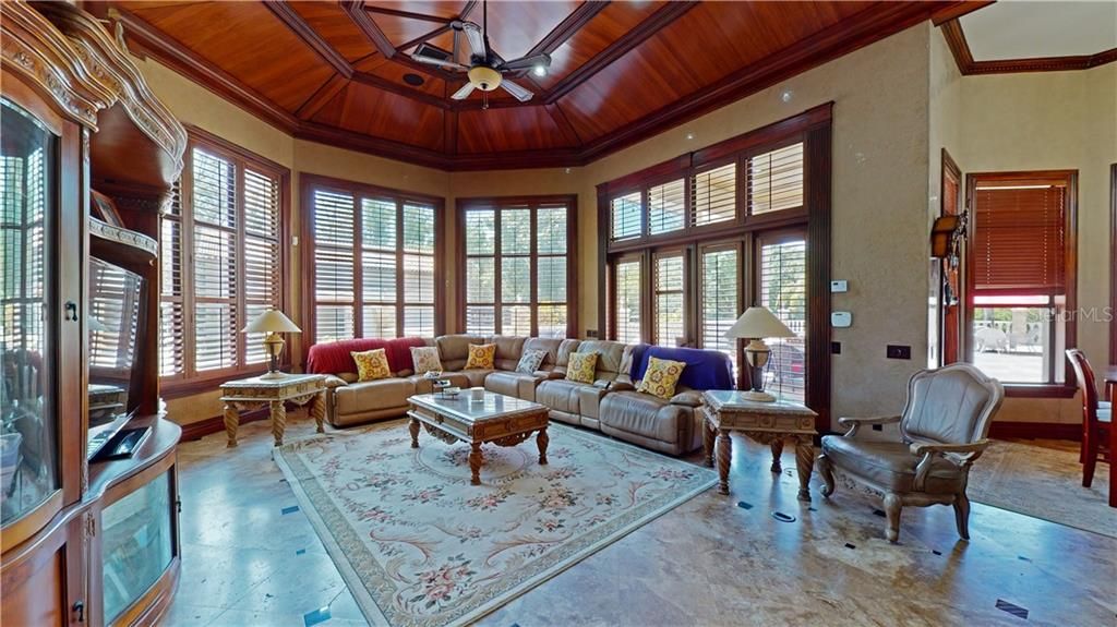 Recently Sold: $1,745,000 (5 beds, 6 baths, 7370 Square Feet)