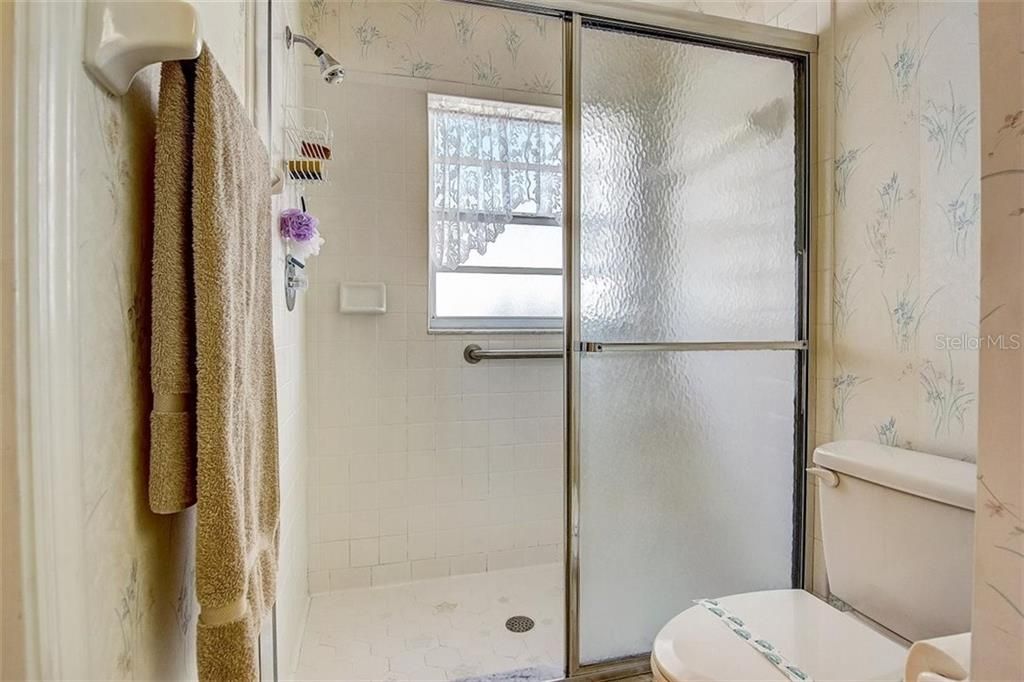 最近售出: $175,000 (2 贝兹, 2 浴室, 1384 平方英尺)