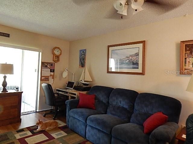 Recently Sold: $79,900 (1 beds, 1 baths, 600 Square Feet)