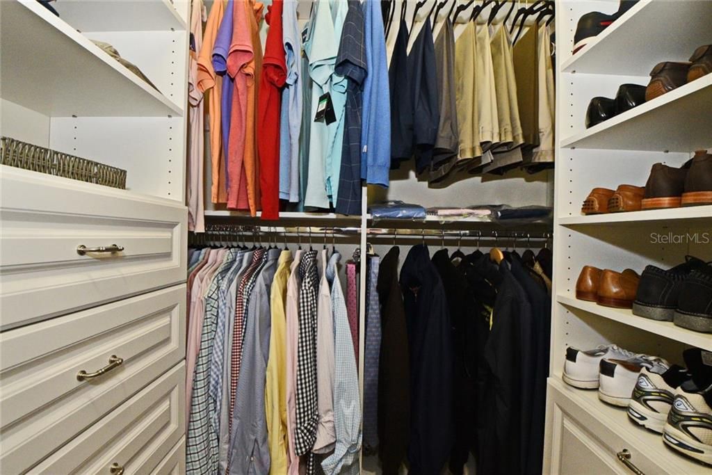 2 of 2 Walk-in closets