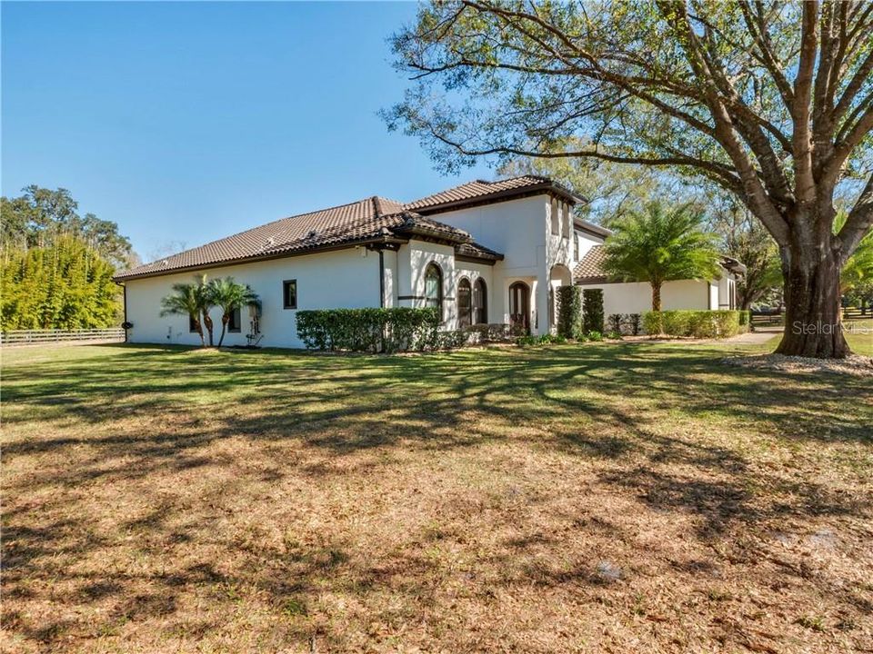 Recently Sold: $1,415,000 (4 beds, 5 baths, 5025 Square Feet)