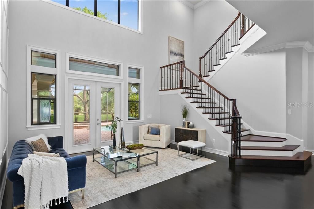Recently Sold: $1,395,000 (6 beds, 4 baths, 6317 Square Feet)