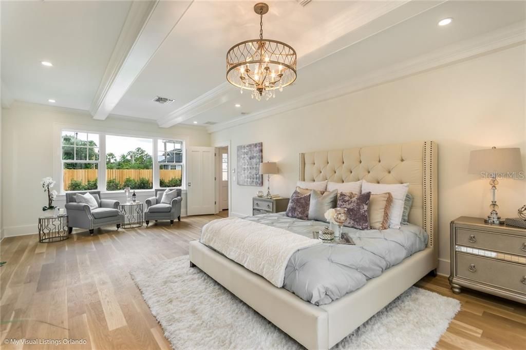 Recently Sold: $1,995,000 (5 beds, 5 baths, 4088 Square Feet)